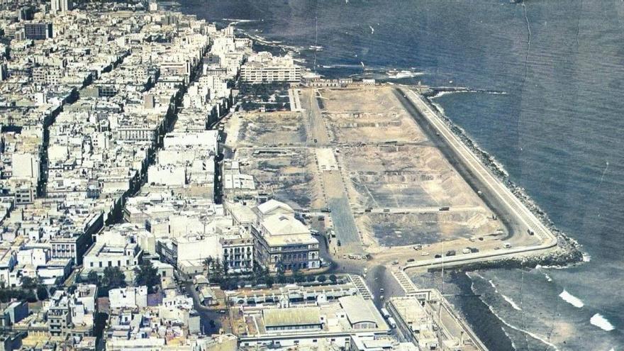 Crónica de un muelle soñado durante tres generaciones