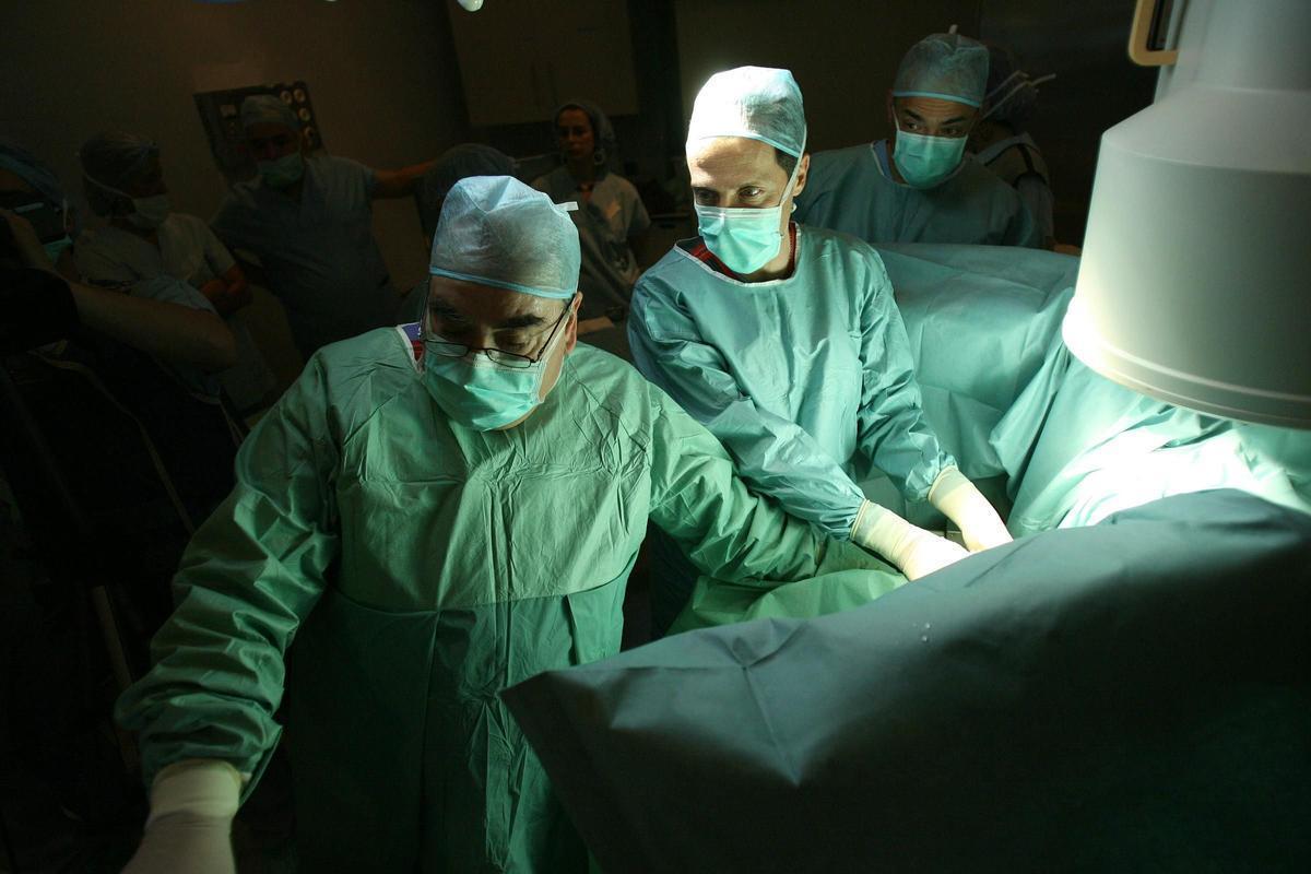 Operación de un cáncer de próstata en Vigo.
