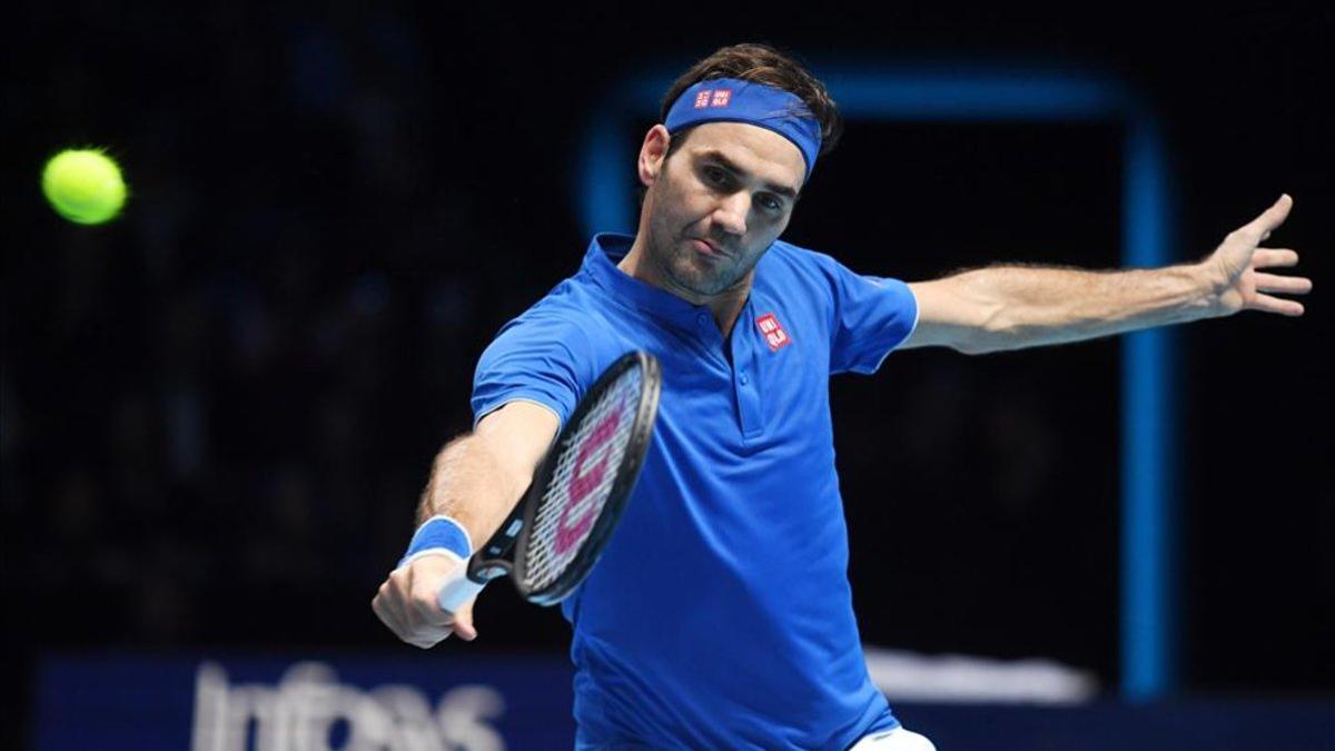 Federer superó a Anderson por 6-4 y 6-3