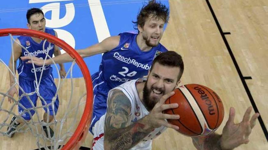 Serbia jugará las semifinales del Eurobasket 2015.