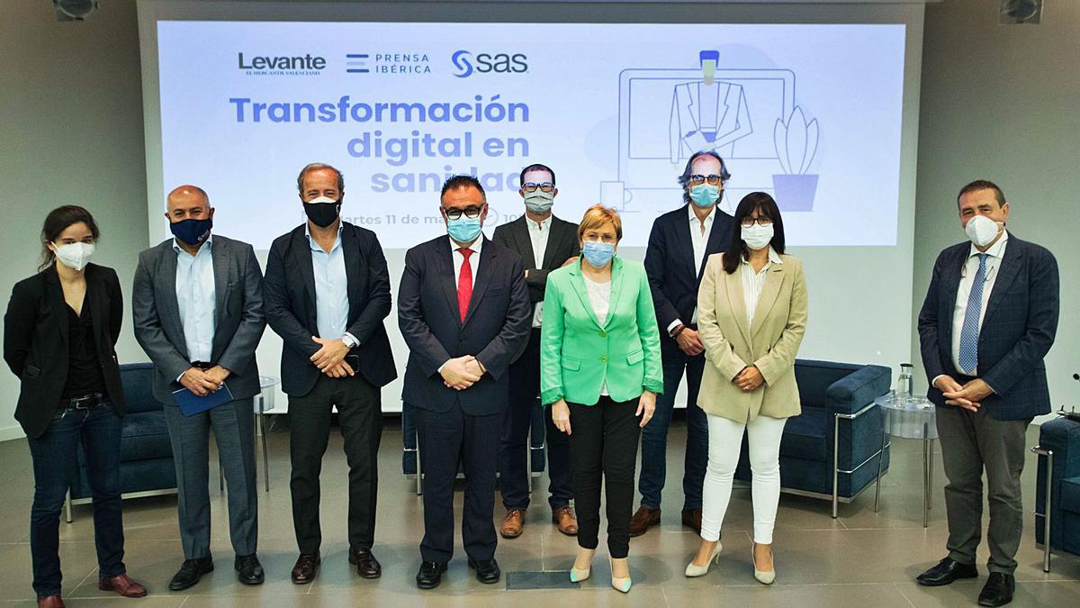 Empresas y Administración El sistema sanitario mira a su futuro con la digitalización.  | FERNANDO BUSTAMANTE