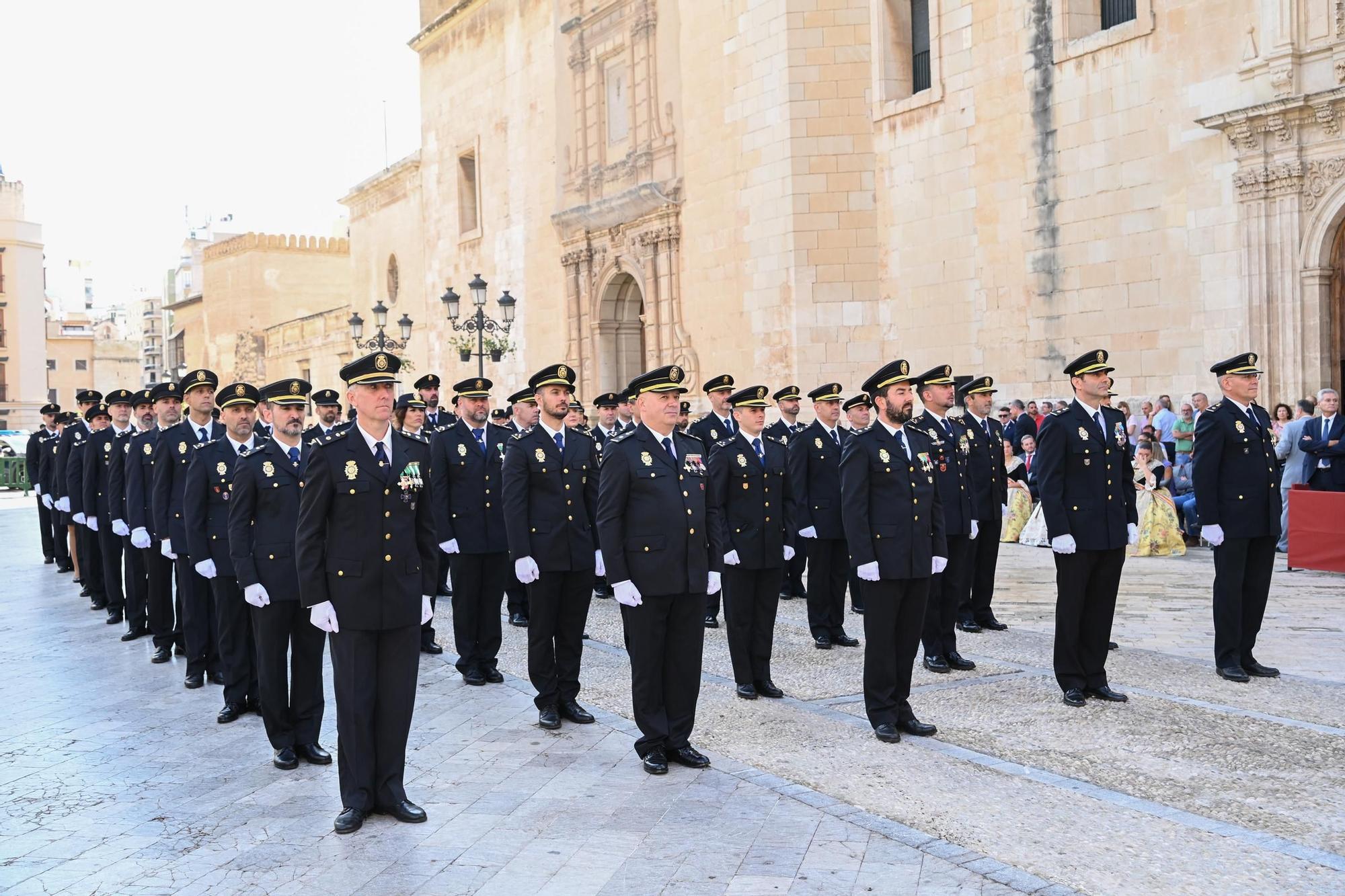 La Policía Nacional de Elche celebre el día de su patrón