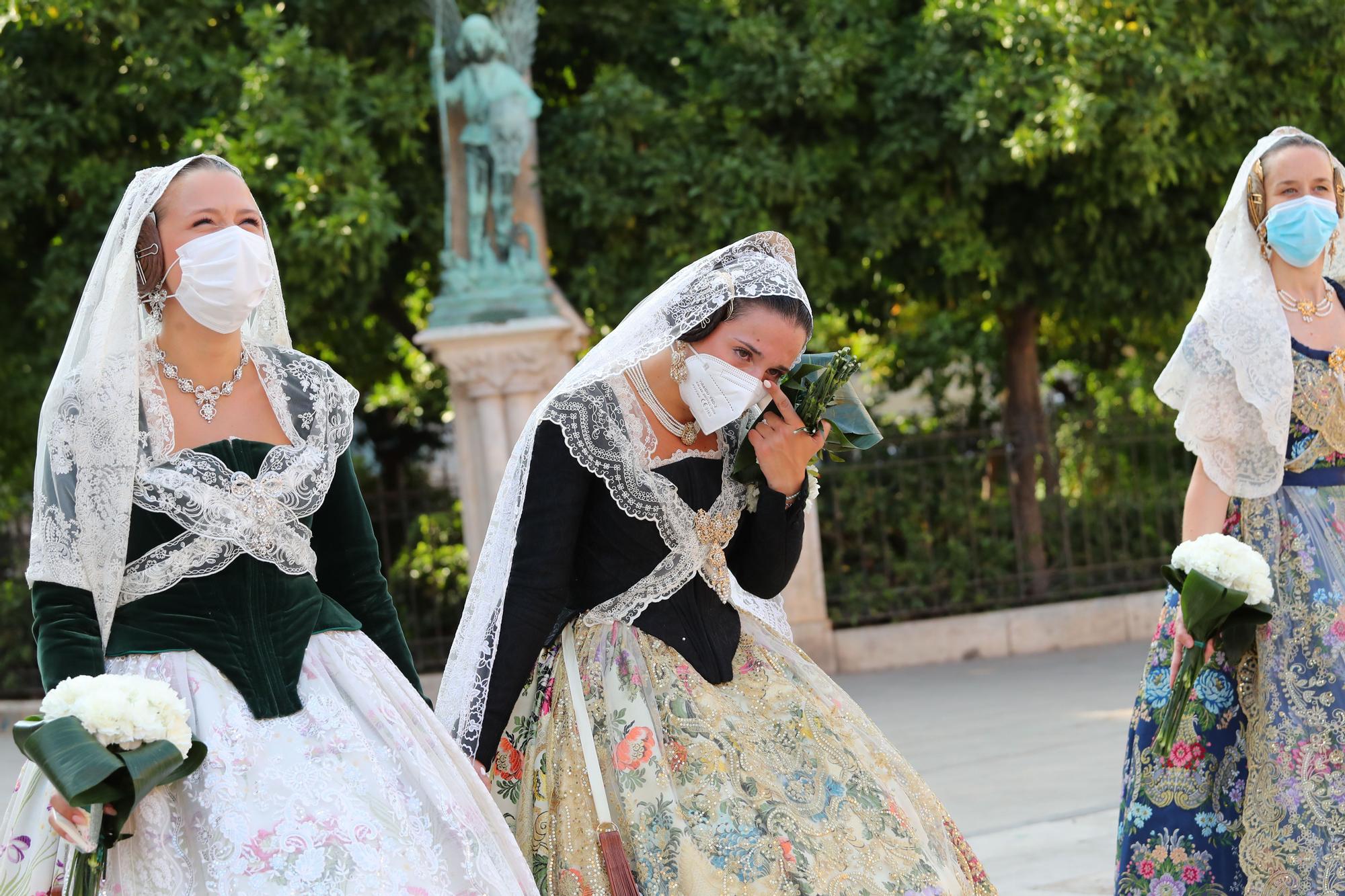 Búscate en la ofrenda por la calle caballeros de las 17:00 a las 18:00