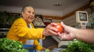 Sofía Torres, la decana de la Recova de Santa Cruz de Tenerife, una vida entre berros y recuerdos