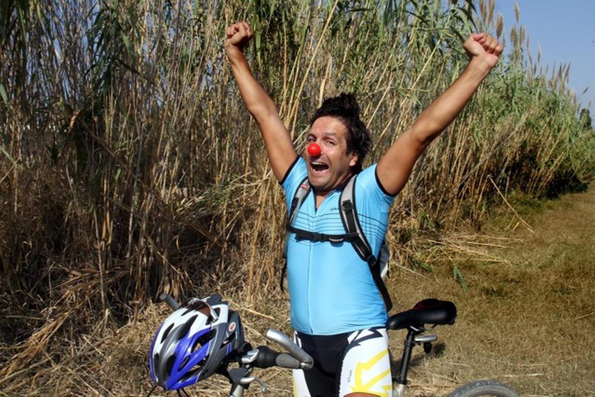«¿Què passa si un policia es topa amb un pallasso?» «¿Què passa si un policia es topa amb un pallasso?»