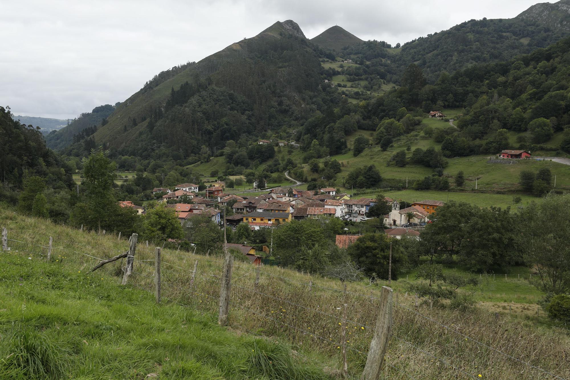 Espinaréu, un muséo vivo del hórreo y un pueblo guapu donde los haya