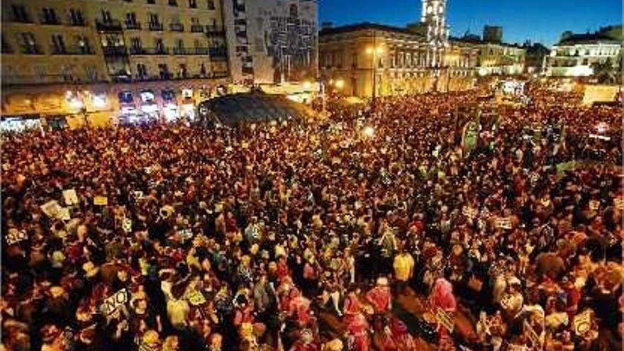 Milers de persones es va concentrar a la Puerta del Sol en el final de la manifestació.