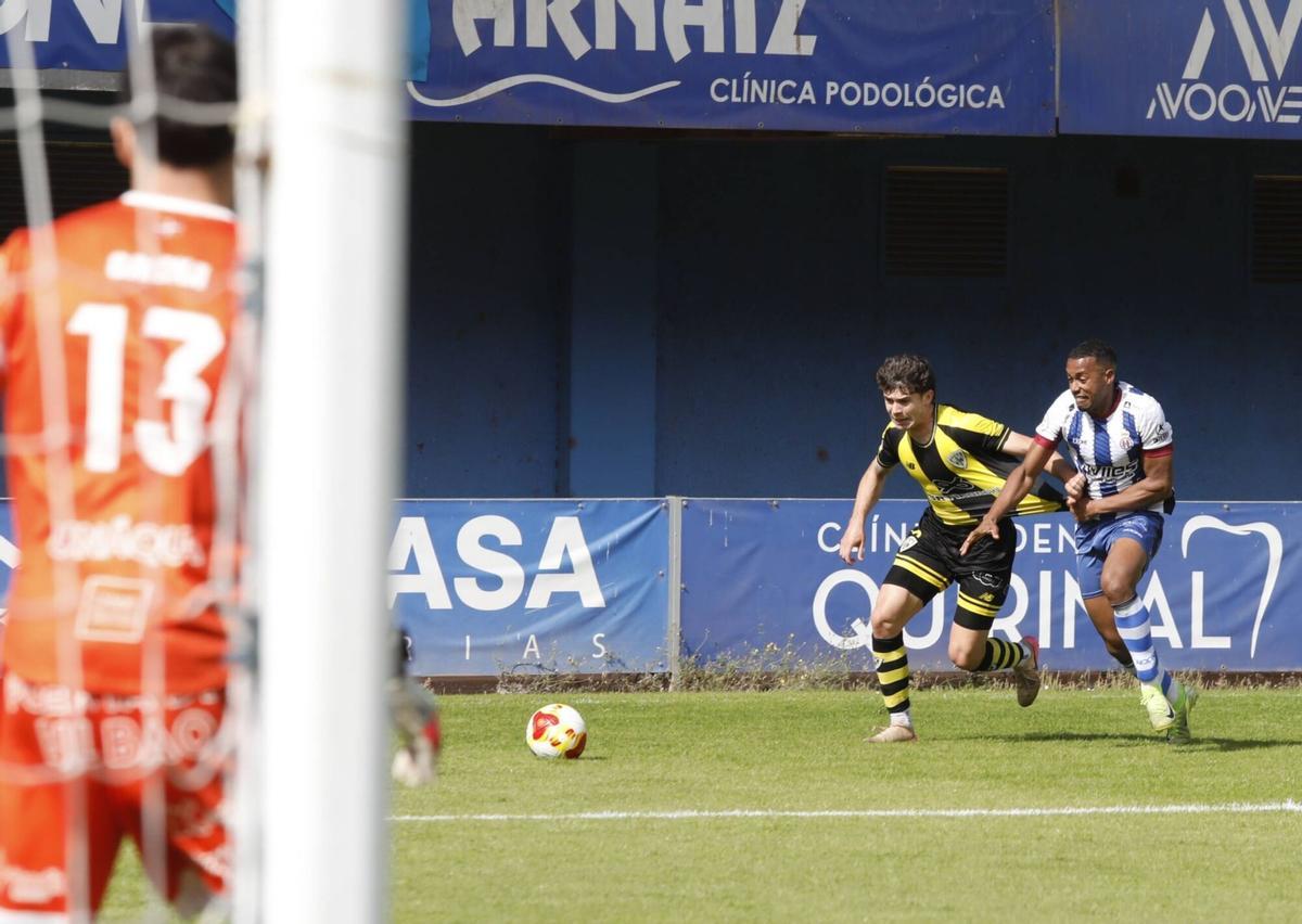 EN IMÁGENES: El Avilés se juega la salvación a una última bala: estrepitosa derrota ante el Barakaldo