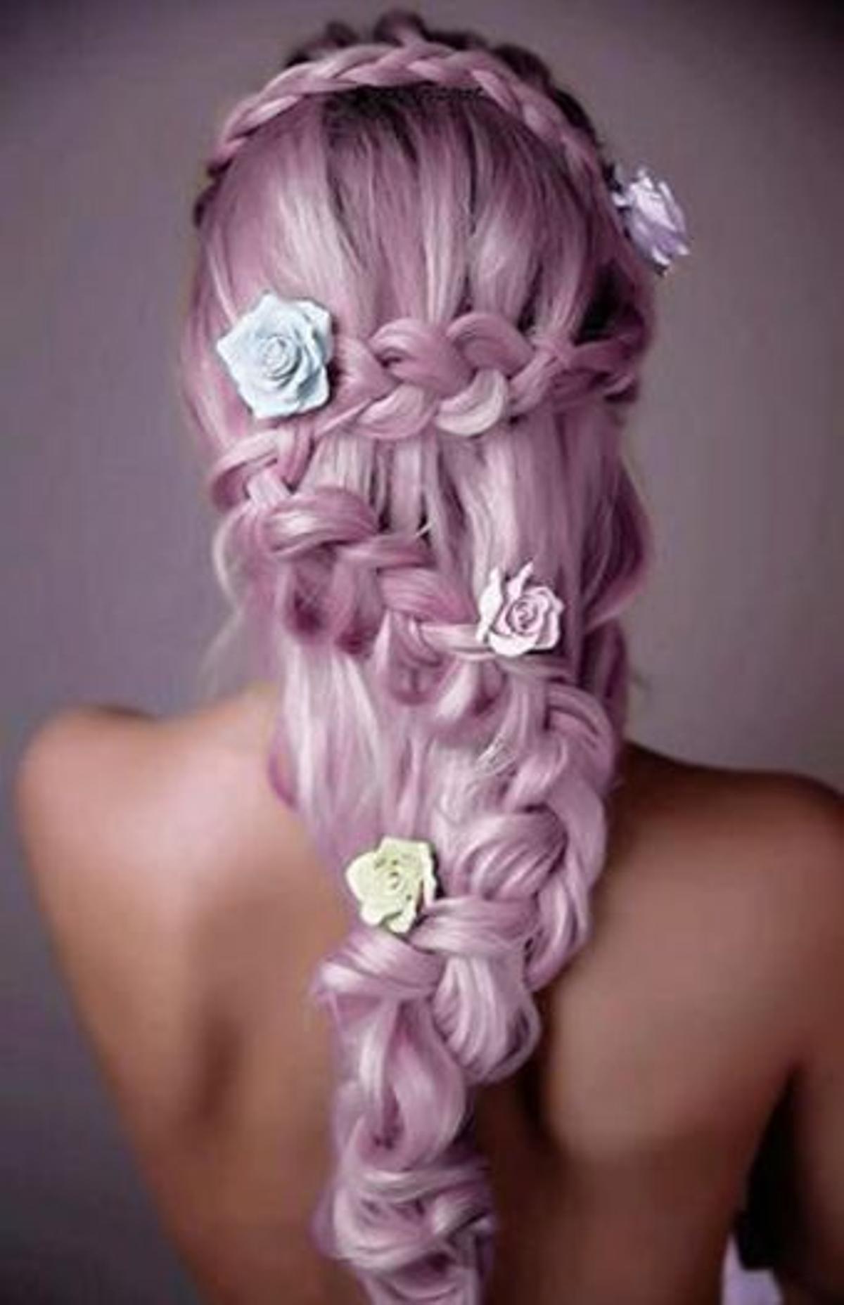 Mermaid hair: el pelo de las sirenas toma la ciudad (rosa y blanco).