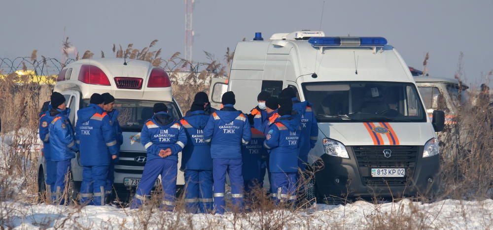 Al menos 12 muertos en un accidente aéreo en Almatý, Kazajistán