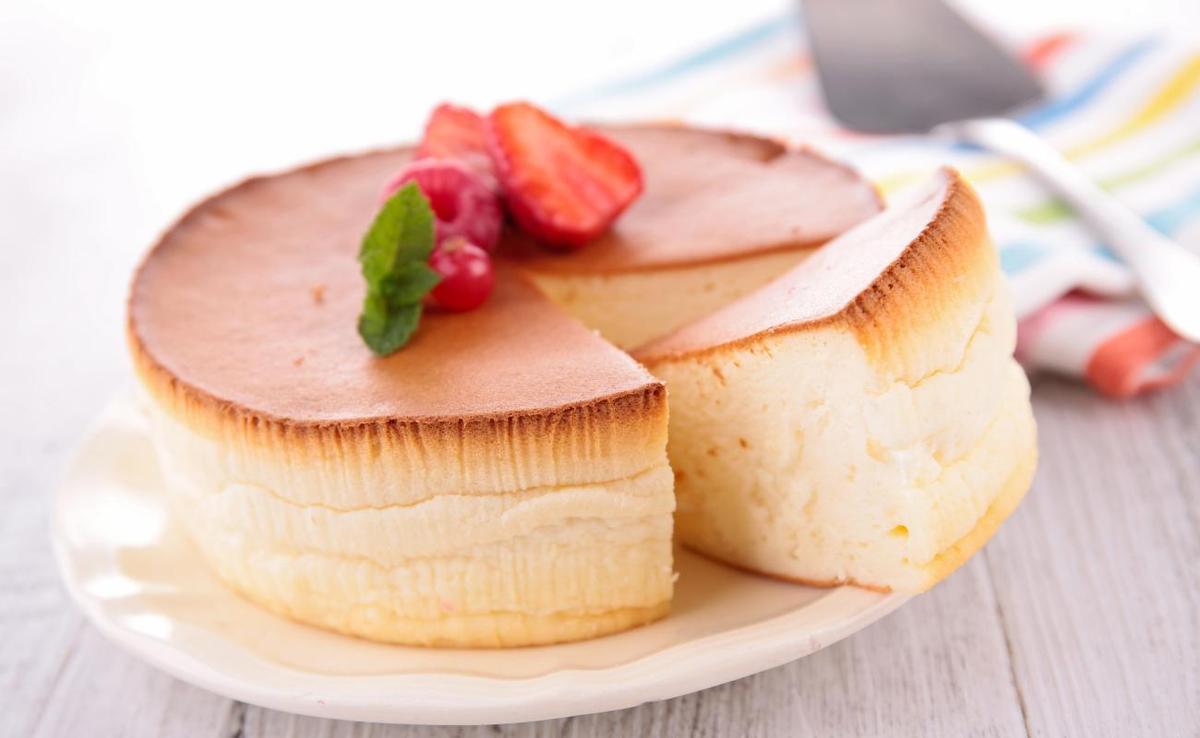 TARTA DE QUESOS | Así es el pastel de queso más ligero y rápido que puedes hacer en casa