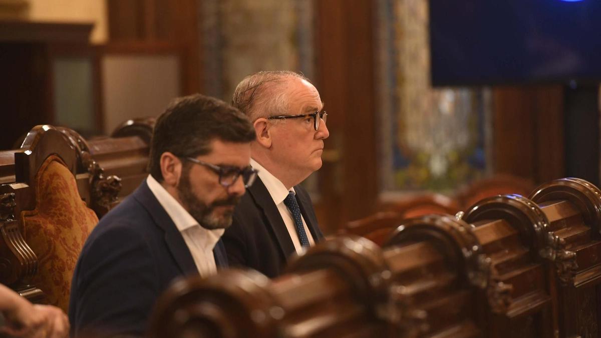 Parte de la bancada del PP en el pleno de este jueves.