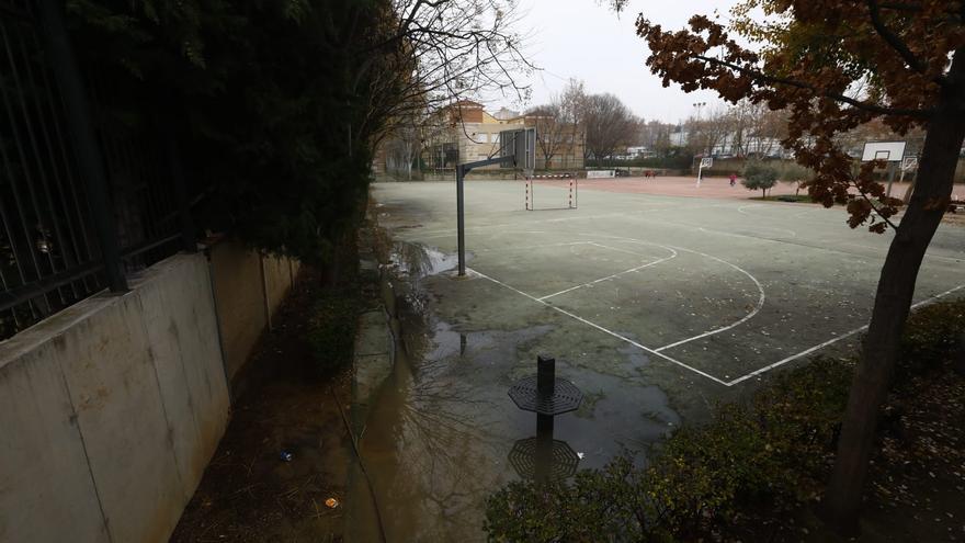 La incertidumbre por la cancelación de las clases se apodera del colegio Jerónimo Zurita de Zaragoza