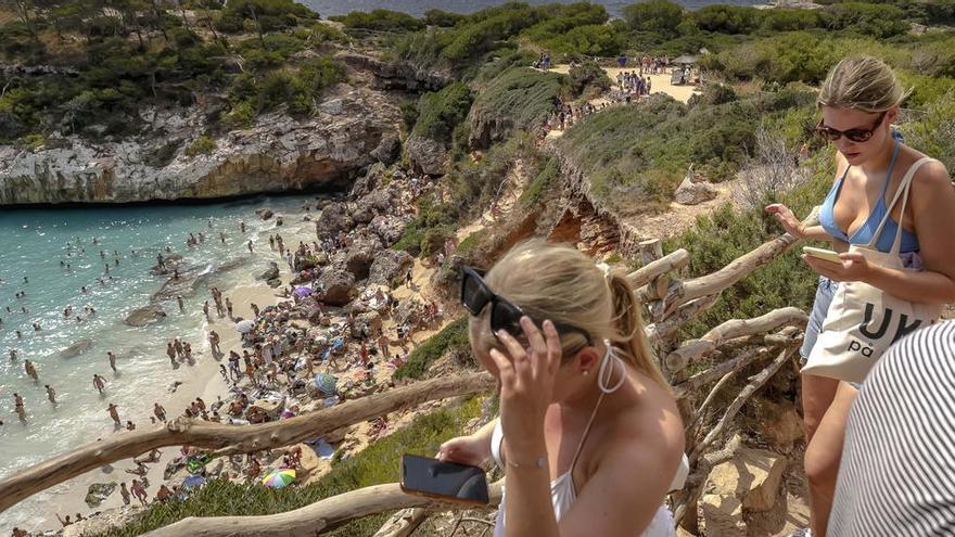 Los turistas perciben unas Islas Baleares saturadas y masificadas este verano