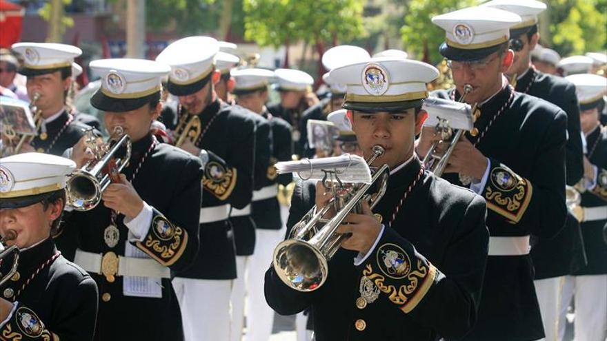 Dos conciertos de marchas con fines de solidaridad