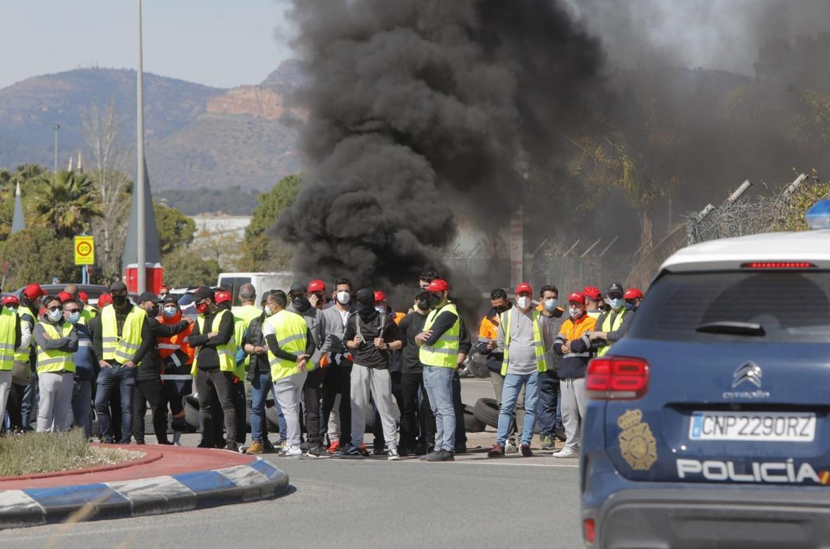 La huelga de los trabajadores de Pilkington en el Port de Sagunt