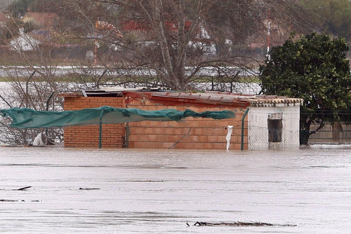Temporal borrasca Leonardo. Inundaciones Parcelas Aeropuerto, Guadalvalle