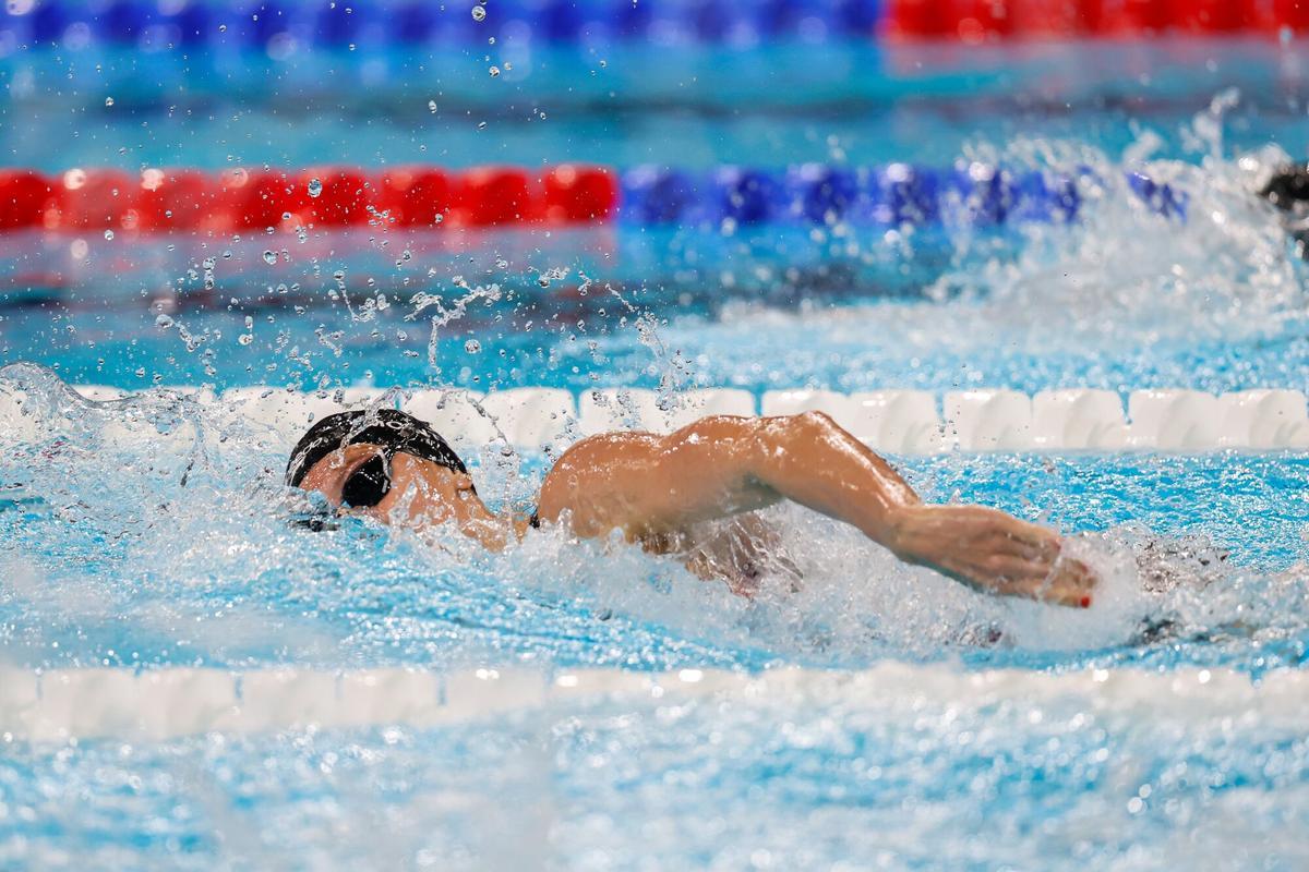 02/08/2024 Summer McIntosh of Canada competes during Women's 200m Individual Medley Semifinals of the Swimming on Paris La Defense Arena during the Paris 2024 Olympics Games on August 2, 2024 in Paris, France. DEPORTES Antonio Martinez / AFP7 / Europa Press