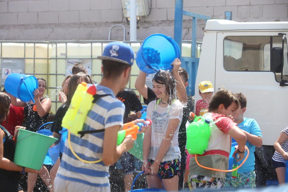 La banyà remoja las fiestas de El Rebolledo