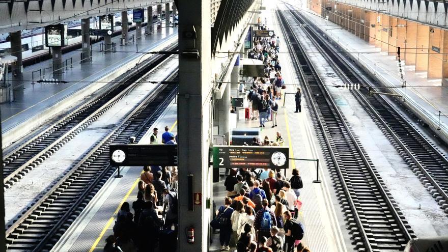 La circulación de trenes este martes entre Madrid y Andalucía se iniciará a las 10.30 horas