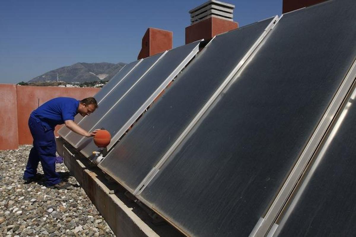 Instalación de placas solares.