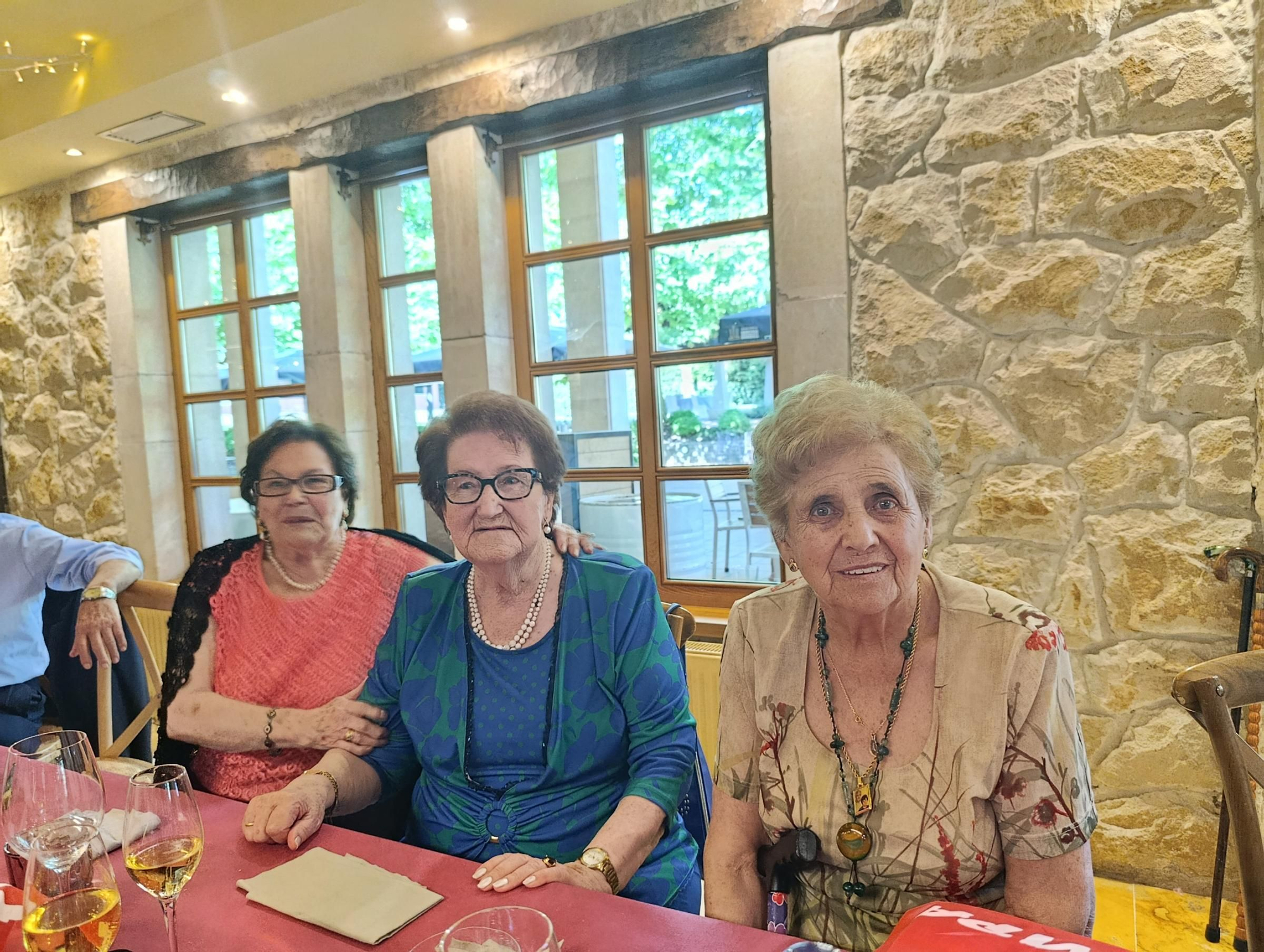 El Hogar del Pensionista El Carmín homenajea a sus mayores