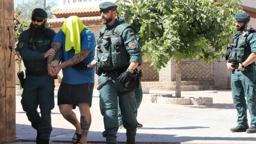 Quince detenidos, 11 armas y un dron intervenido en una macrooperación contra el tráfico de hachís