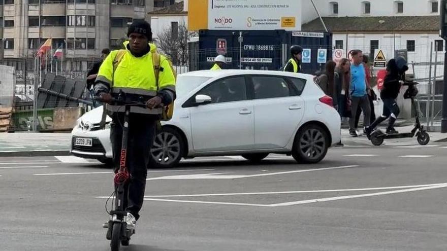 Vídeo | Los sevillanos acogen con satisfacción la entrada en vigor de la nueva ordenanza de patinetes eléctricos