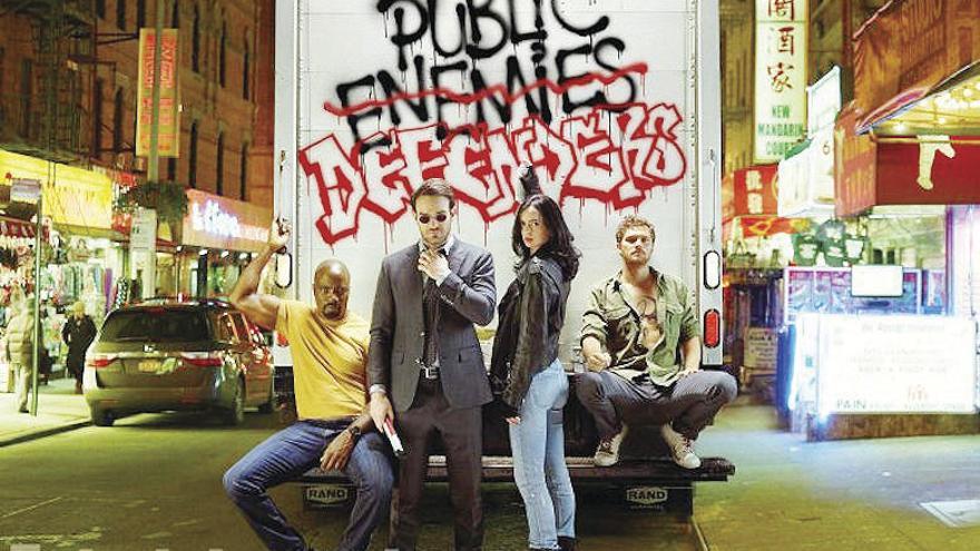 Protagonistas de la serie &quot;Marvel&#039;s The Defenders&quot;, que estará disponible esta semana. // Faro