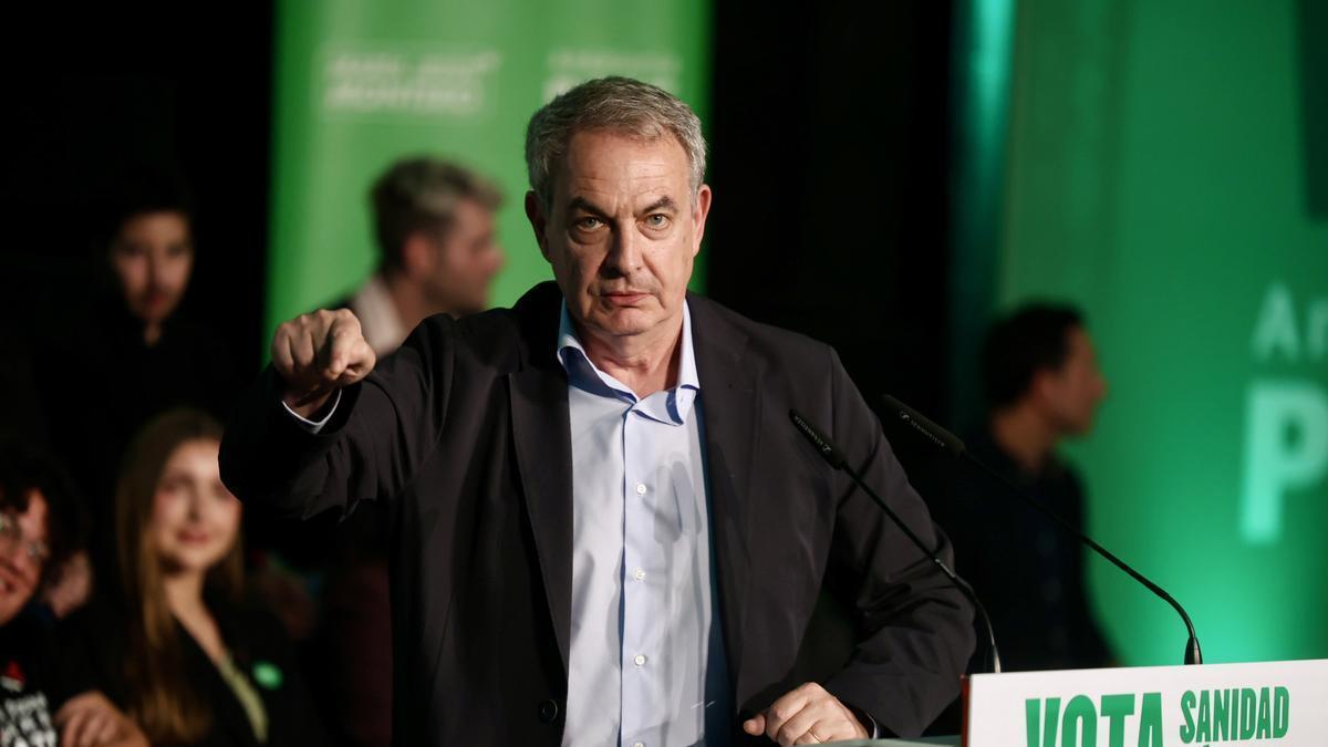 El expresidente del Gobierno José Luis Rodríguez Zapatero, durante su intervención en el mitin. A 14 de mayo de 2026, en Cádiz (Andalucía, España).