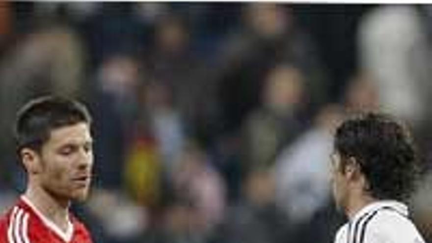 El Madrid redondea su plantilla con Xabi Alonso