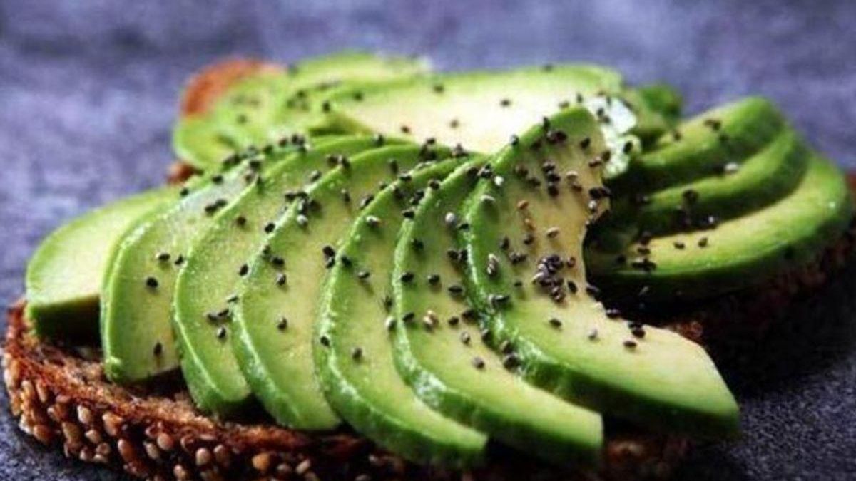 El sorprendente cambio en tu cuerpo si comes aguacate una vez al día