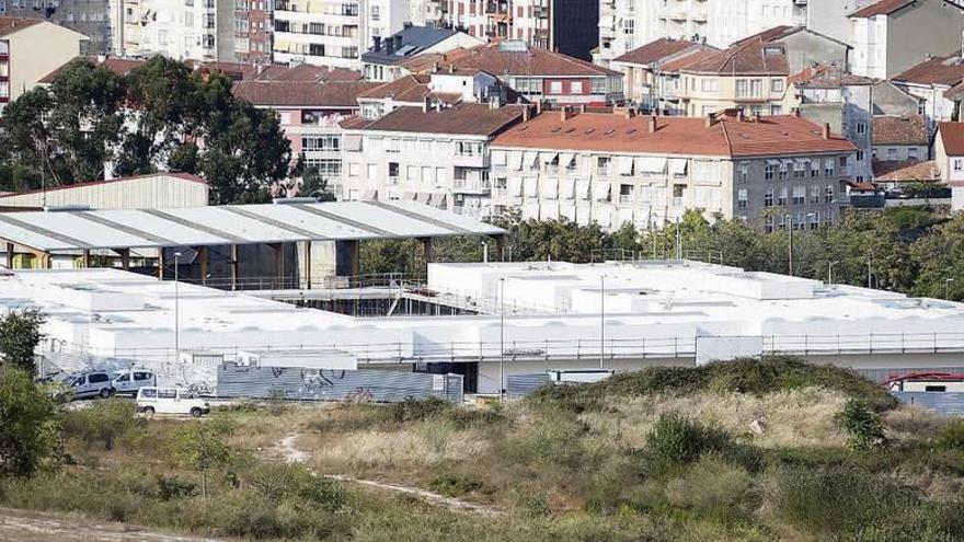 Estado del proyecto de centro intergeneracional que se está haciendo en Mariñamansa. // Jesús Vázquez