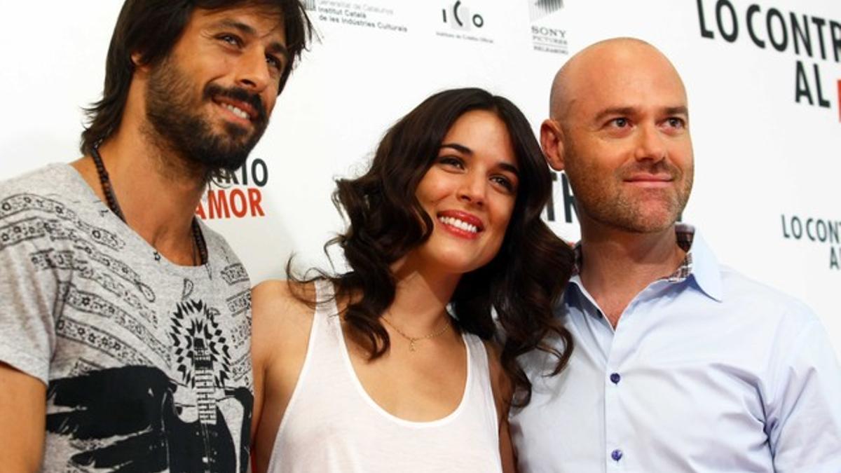 Hugo Silva, Adriana Ugarte y Vicente Villanueva, en la presentación de la película.