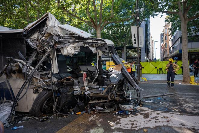 En imágenes | Decenas de heridos en un accidente de autobús en Lleida