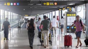 L’aeroport del Prat supera els 55 milions de passatgers per primera vegada en la seva història