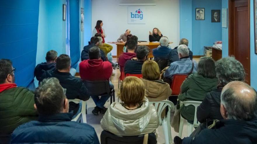 El BNG promete al sector del mar la formación de jóvenes y gestionar la mejora de los muelles