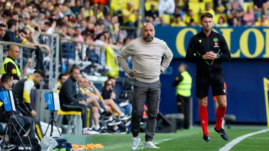 Manolo Gonz芍lez pone cifra a la permanencia: ※Y si puede ser ante el Betis, mejor§