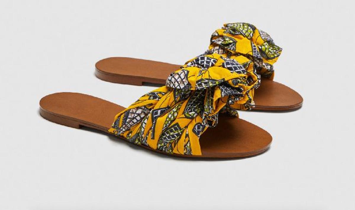 Rebajas: sandalia de estampado africano