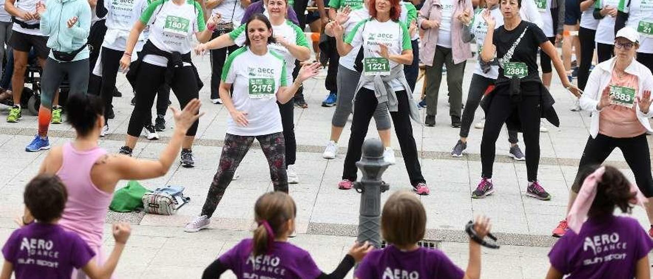 Participantes en la carrera solidaria contra el cáncer el pasado mes de octubre. // Gustavo Santos