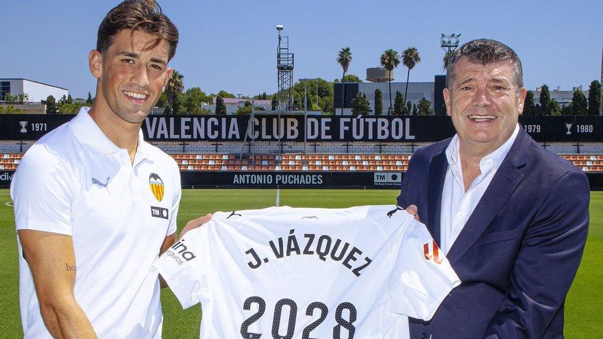 OFICIAL: Jesús Vázquez renueva hasta 2028