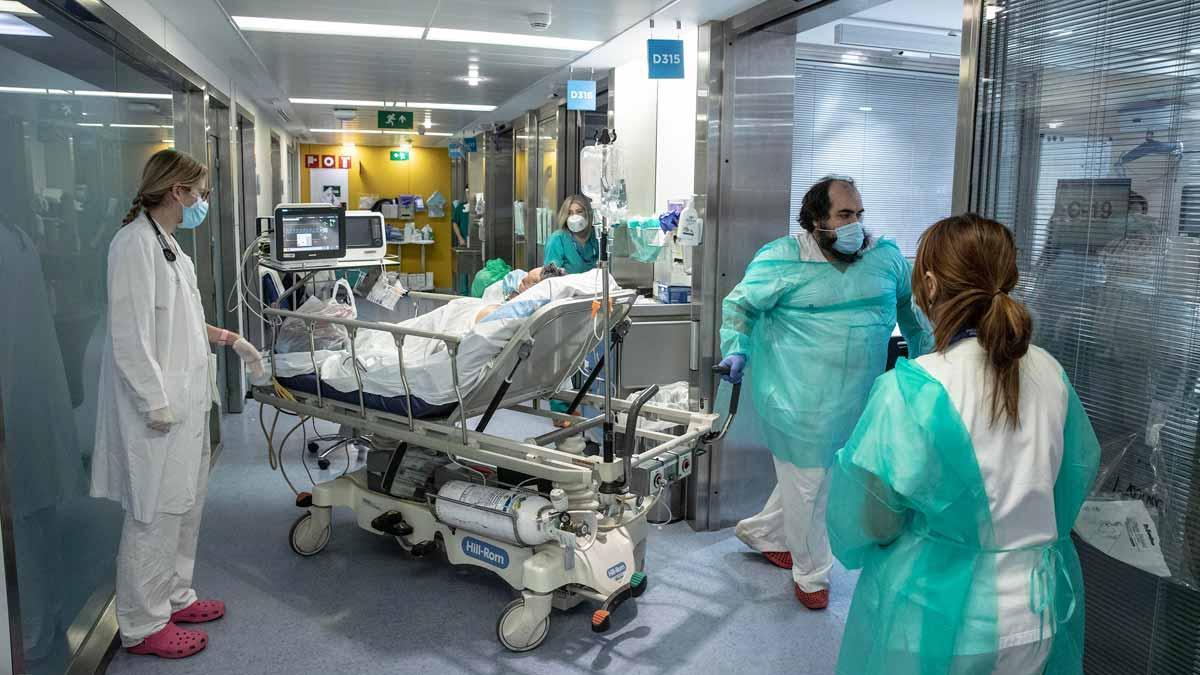 UCI para pacientes con covid en el Hospital Vall d'Hebron de Barcelona