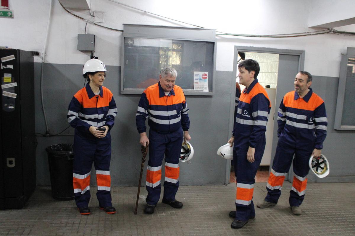 EN IMÁGENES: Visita del exdirectivo de la NASA a las minerías del pozo Santiago para hablar sobre el futuro laboratorio que podría recrear las condiciones de vida en la Luna