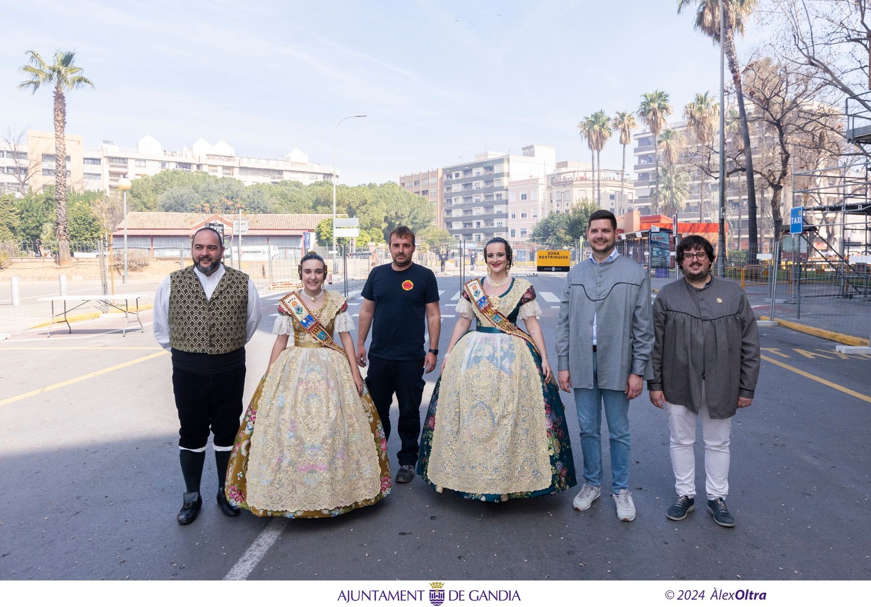 El domingo de las Fallas de Gandia, en casi ochenta imágenes