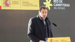 Óscar Puente: "La segunda pista del aeropuerto de Alicante-Elche se hará cuando Aena lo considere necesario"