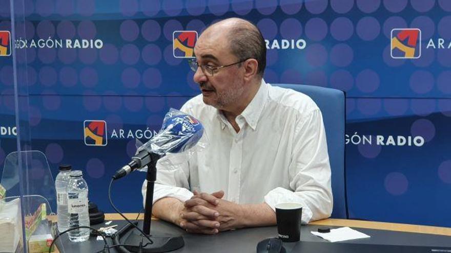 Lambán: &quot;Habrá que cerrar aulas y colegios y el que diga otra cosa miente&quot;