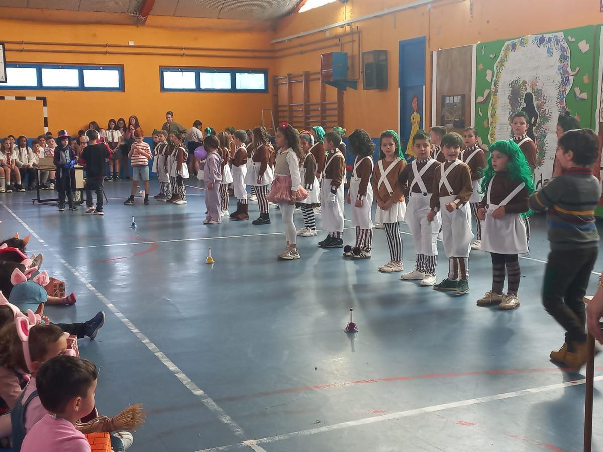 El festival "SolidArte" del colegio Virgen del Fresno de Grado, en imágenes