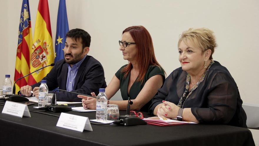 Marzà, Amigó y Berenguer durante la presentación del &quot;Pla de Millora d&#039;Espais Educatius Municipals 2018-2019&quot;.