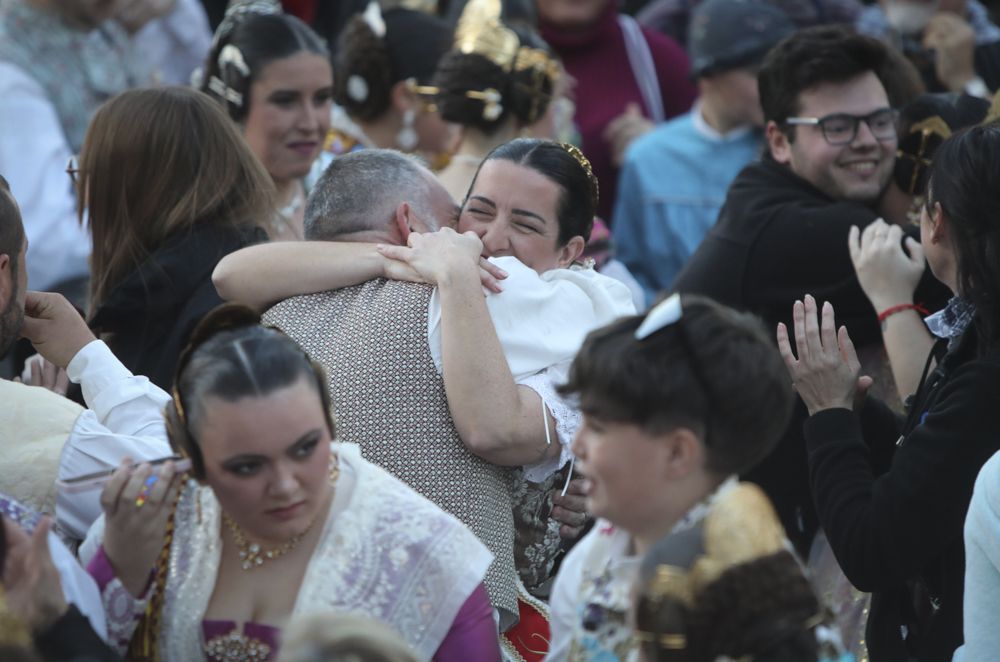 Emoción y nervios en la entrega de premios a las fallas de Sagunt