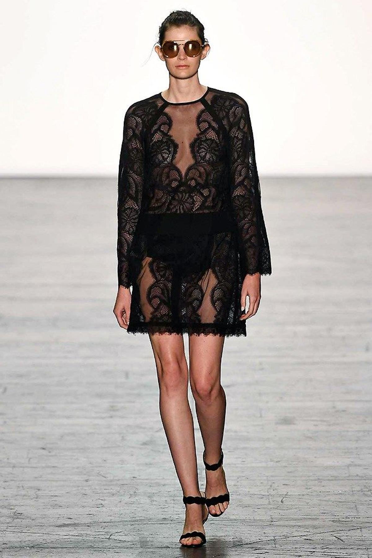 Tadashi Shoji